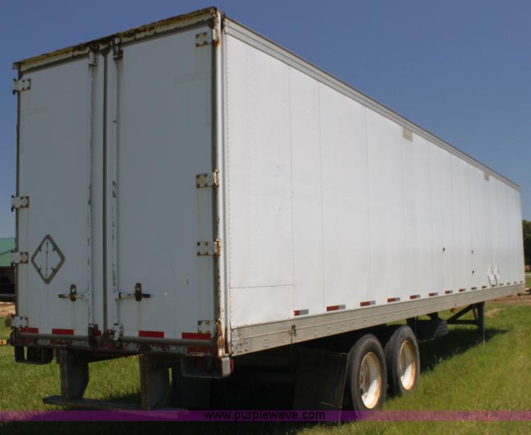image for item F3297 1988 Fruehauf dry van trailer