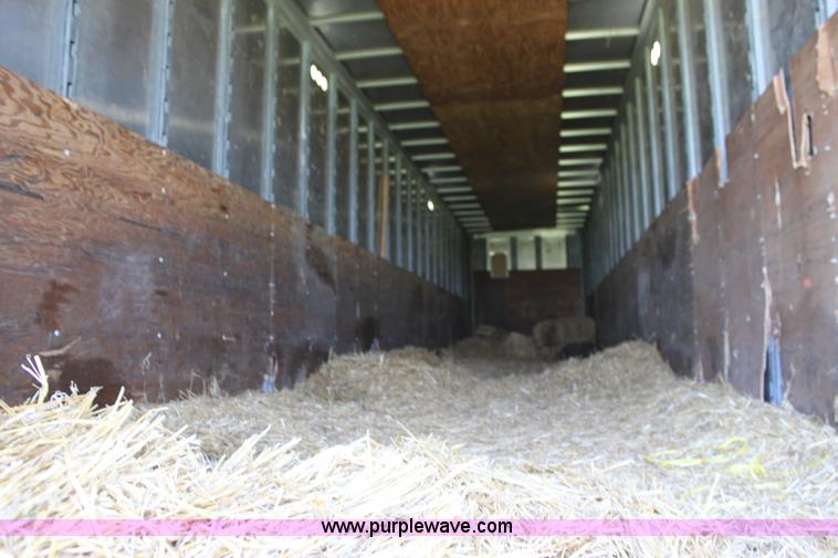 image for item F3297 1988 Fruehauf dry van trailer