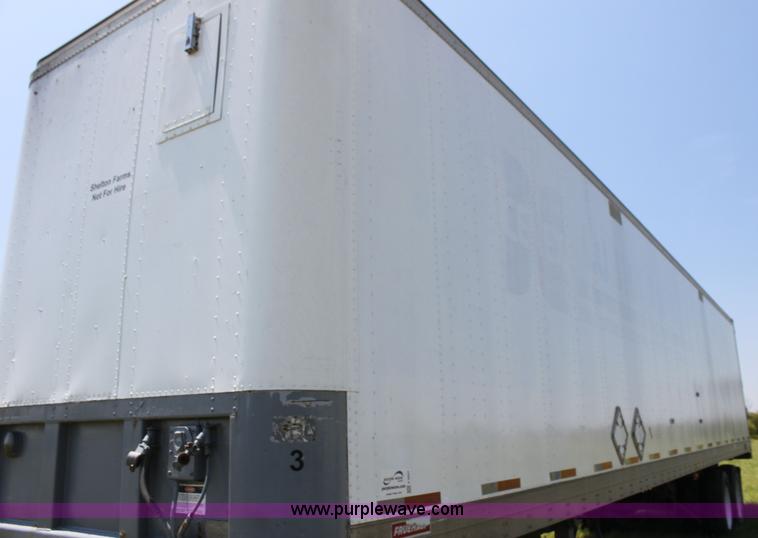 image for item F3297 1988 Fruehauf dry van trailer