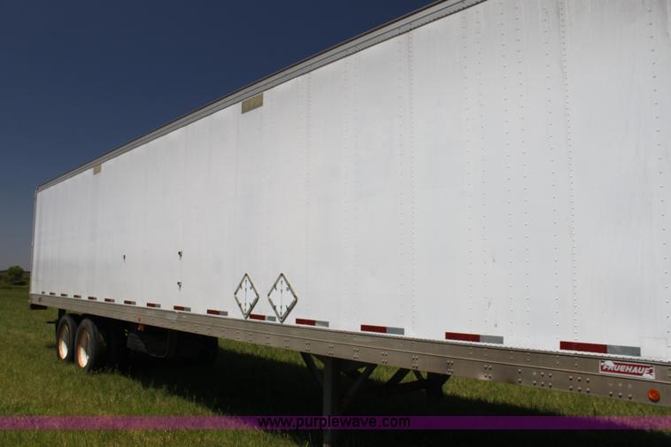 image for item F3297 1988 Fruehauf dry van trailer