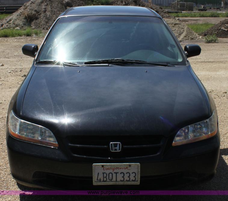 image for item F3320 1998 Honda Accord LX