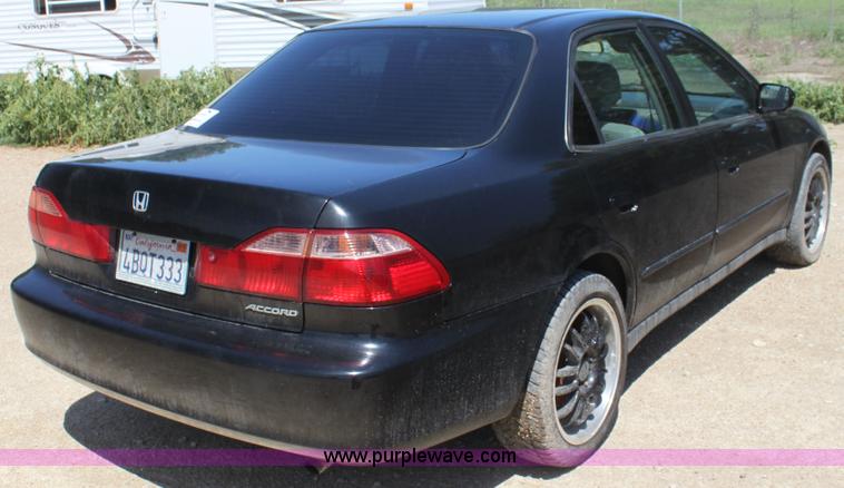 image for item F3320 1998 Honda Accord LX