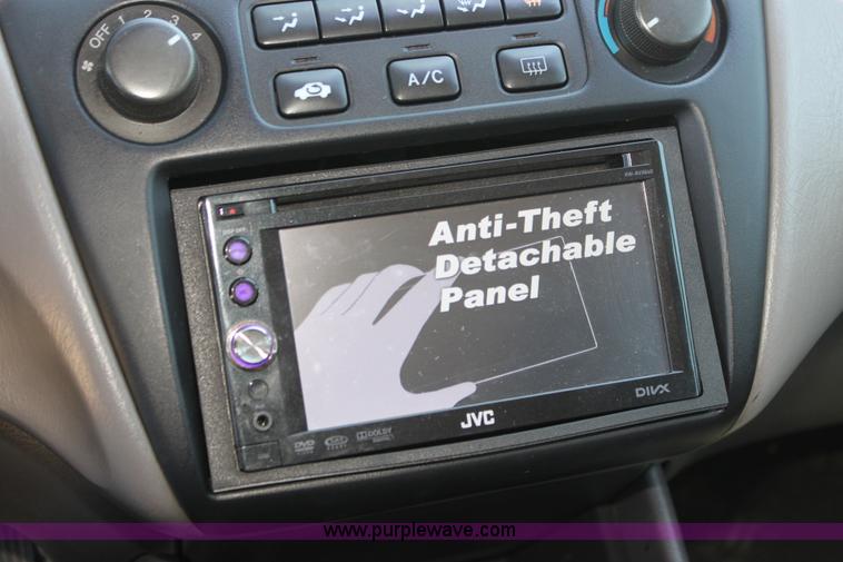 image for item F3320 1998 Honda Accord LX