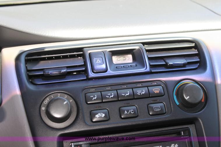 image for item F3320 1998 Honda Accord LX