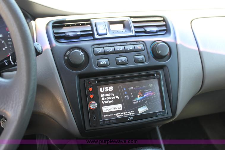 image for item F3320 1998 Honda Accord LX