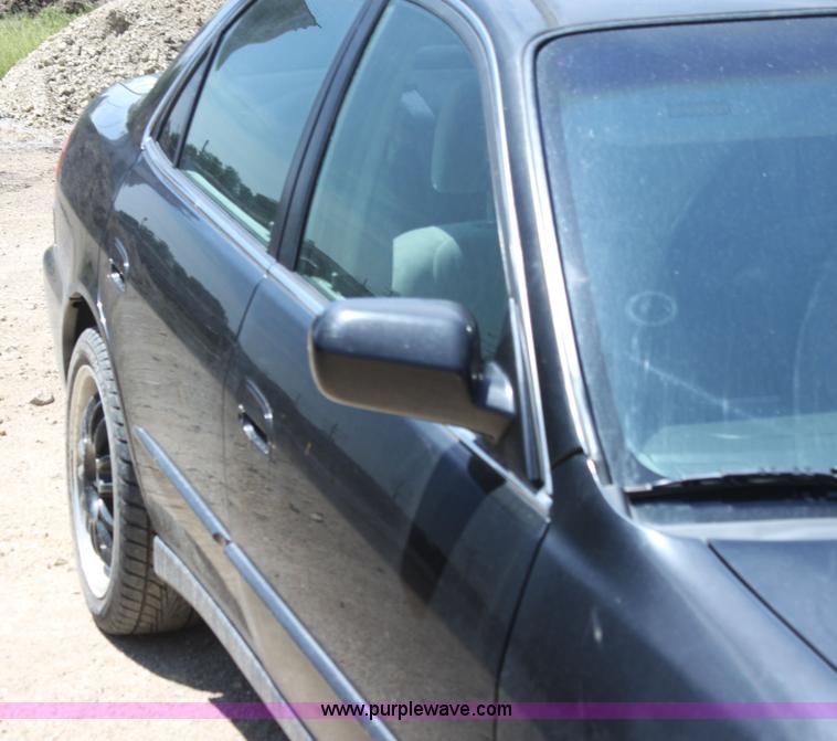 image for item F3320 1998 Honda Accord LX