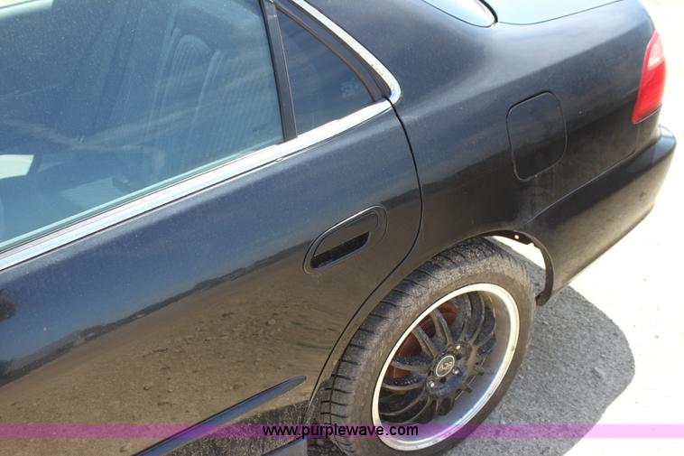 image for item F3320 1998 Honda Accord LX