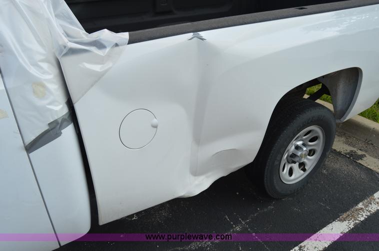 image for item F8327 2010 Chevrolet Silverado 1500 pickup truck