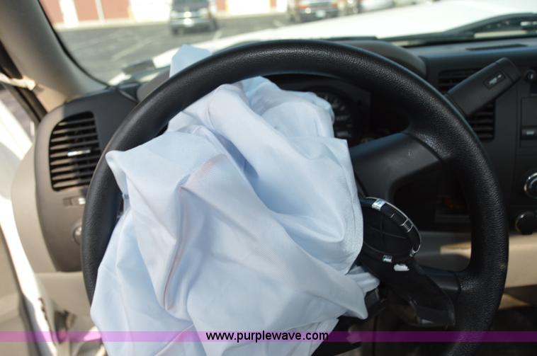 image for item F8327 2010 Chevrolet Silverado 1500 pickup truck