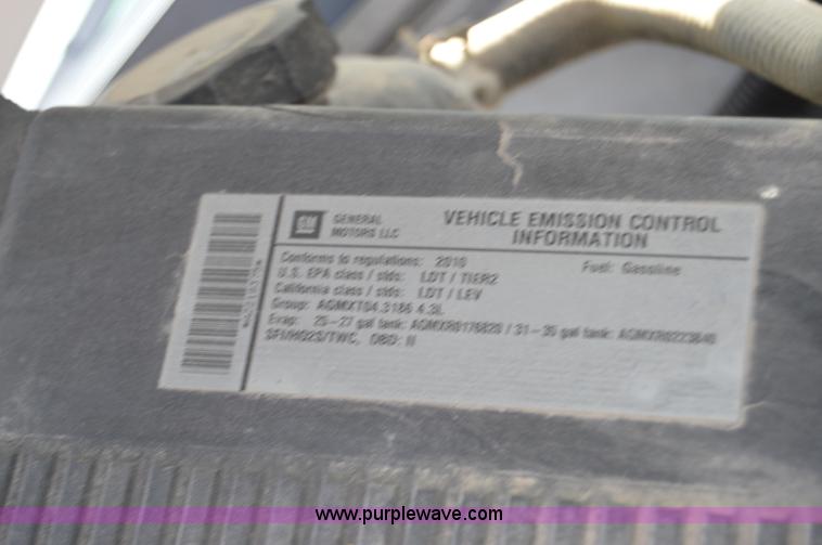 image for item F8327 2010 Chevrolet Silverado 1500 pickup truck