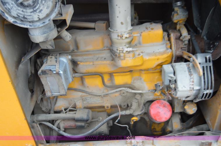 image for item F8333 1986 John Deere 482C rough terrain forklift