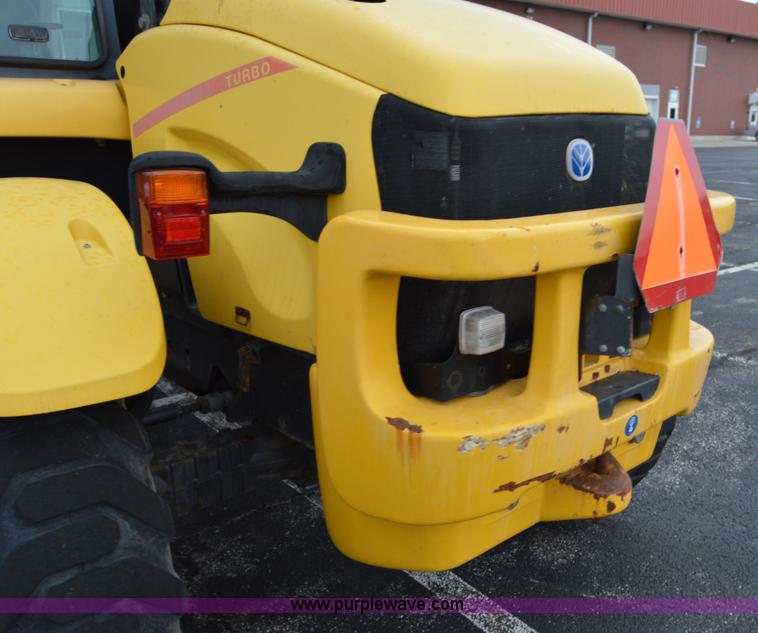 image for item F8334 2002 New Holland LM430 telehandler