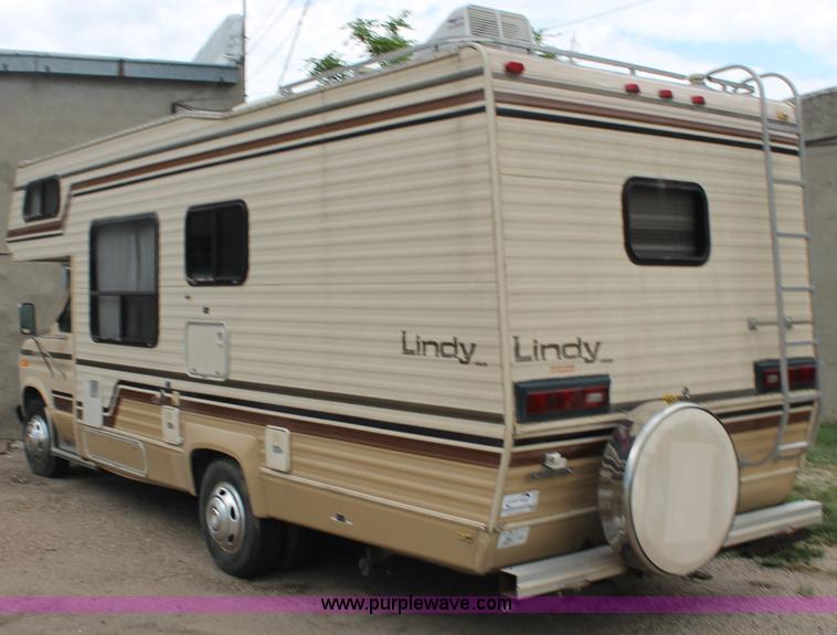 image for item G8166 1986 Ford Econoline E350 RV