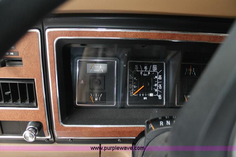 image for item G8166 1986 Ford Econoline E350 RV