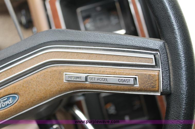 image for item G8166 1986 Ford Econoline E350 RV