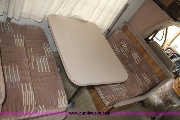 image for item G8166 1986 Ford Econoline E350 RV