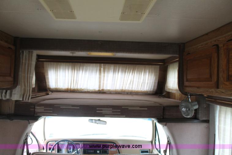 image for item G8166 1986 Ford Econoline E350 RV