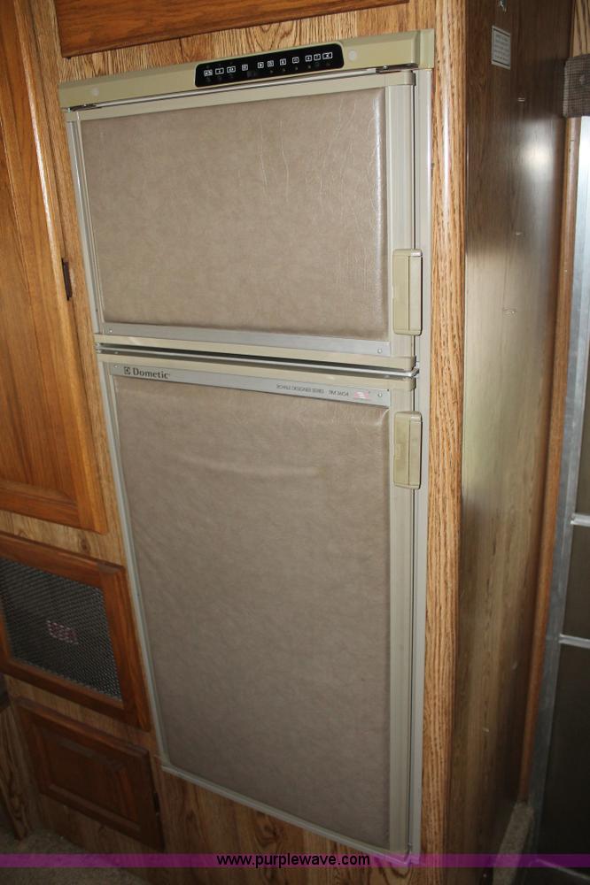 image for item G8166 1986 Ford Econoline E350 RV