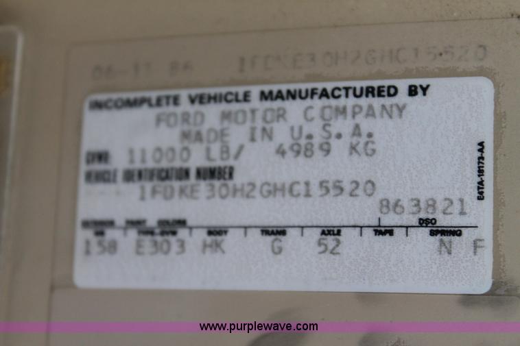 image for item G8166 1986 Ford Econoline E350 RV