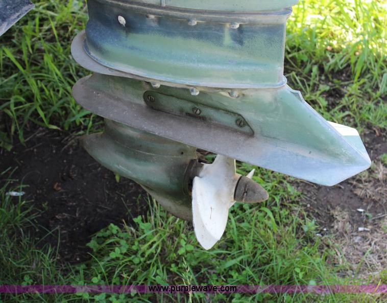 image for item H2518 Harris 200AP 20' pontoon boat