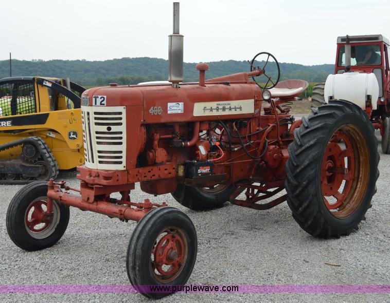 image for item H2789 Mccormick Farmall 400 tractor