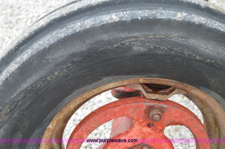 image for item H2789 Mccormick Farmall 400 tractor