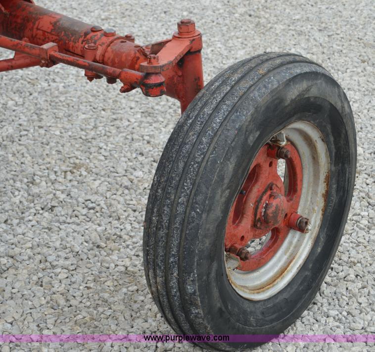 image for item H2789 Mccormick Farmall 400 tractor