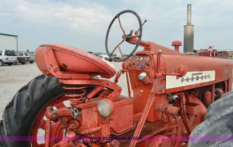 image for item H2789 Mccormick Farmall 400 tractor