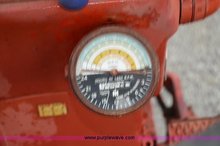 image for item H2789 Mccormick Farmall 400 tractor