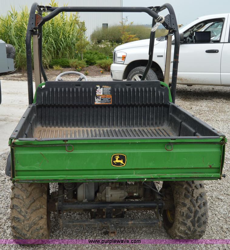 image for item H2793 2006 John Deere HPX Gator