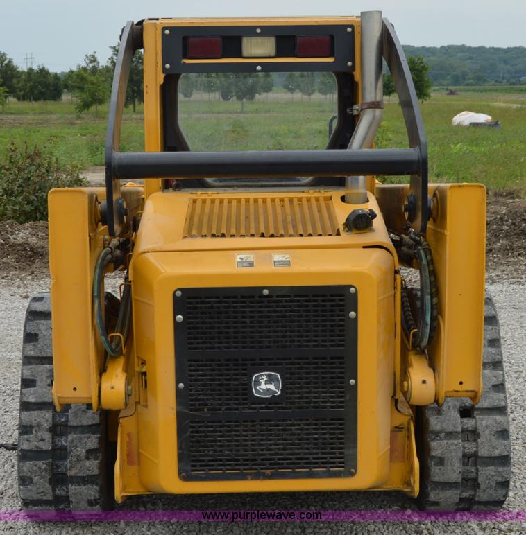 image for item H2794 2007 John Deere 320 skid steer