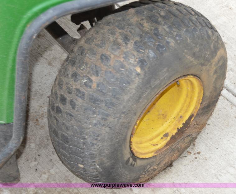 image for item H2795 2006 John Deere HPX Gator