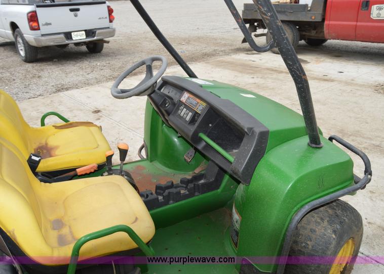 image for item H2795 2006 John Deere HPX Gator