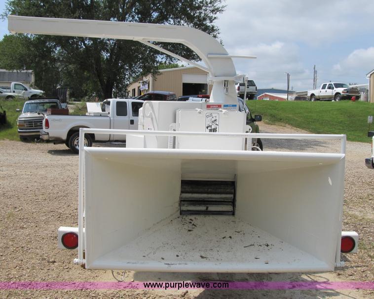 image for item H2800 Brush Bandit 200 chipper