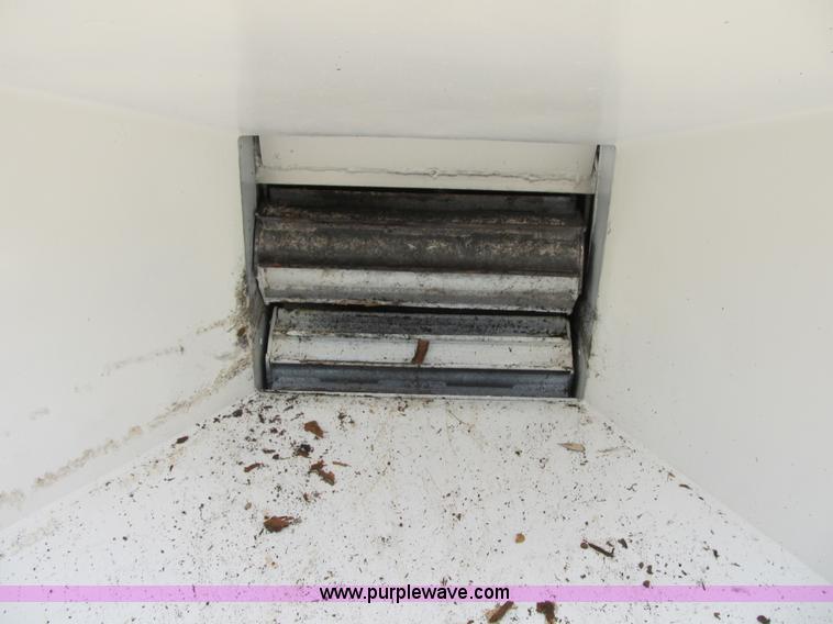 image for item H2800 Brush Bandit 200 chipper