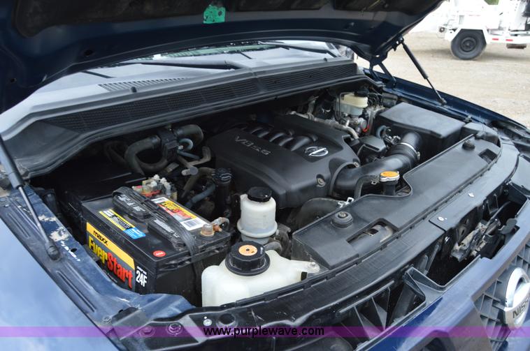 image for item H2801 2006 Nissan Titan pickup truck