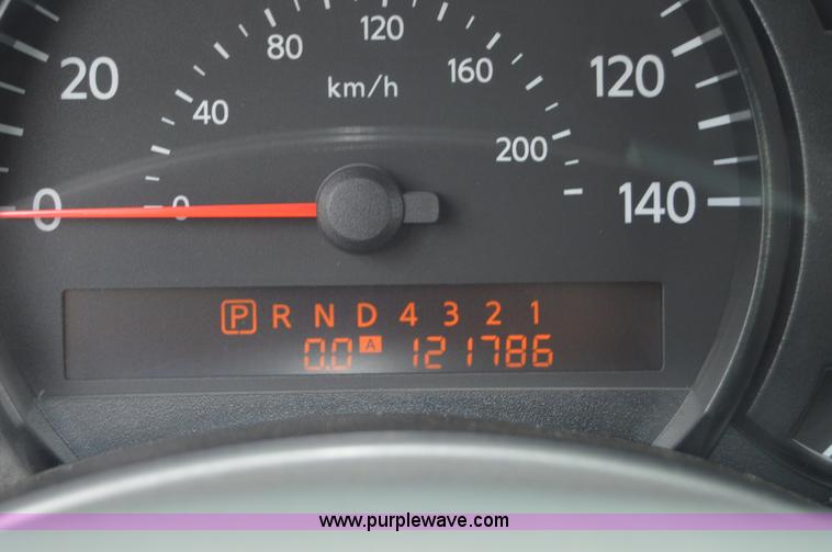 image for item H2801 2006 Nissan Titan pickup truck