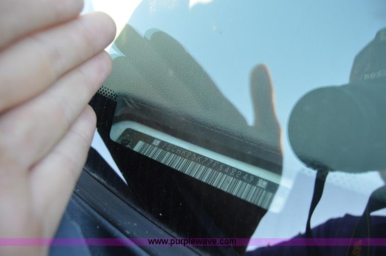 image for item H2805 2007 Chevrolet Silverado 2500HD Crew Cab pickup truck