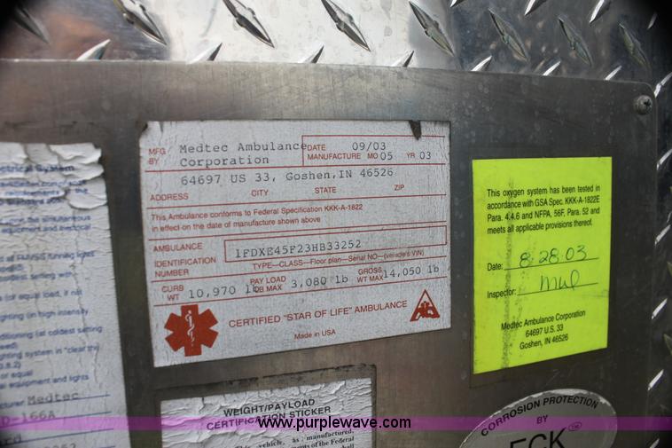 image for item H5388 2009 Ford E450 Super Duty ambulance