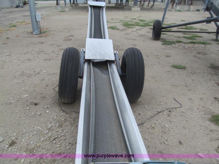 image for item H8844 Speed King grain conveyor