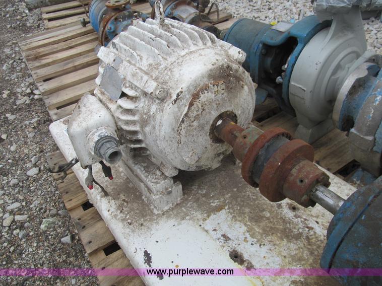 image for item H8845 (3) WDM pumps