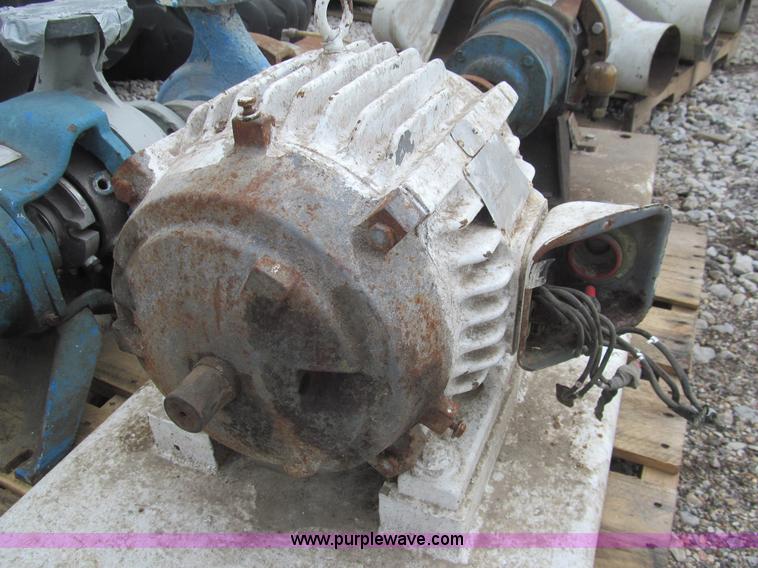 image for item H8845 (3) WDM pumps