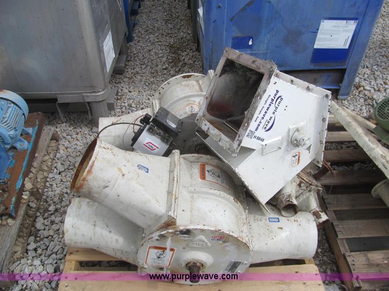 image for item H8848 (2) Kice diverters