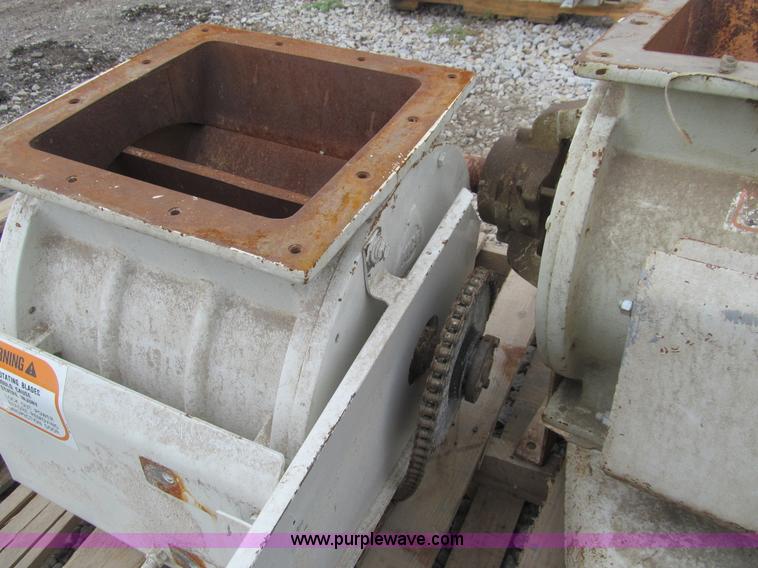 image for item H8852 (5) Kice air locks