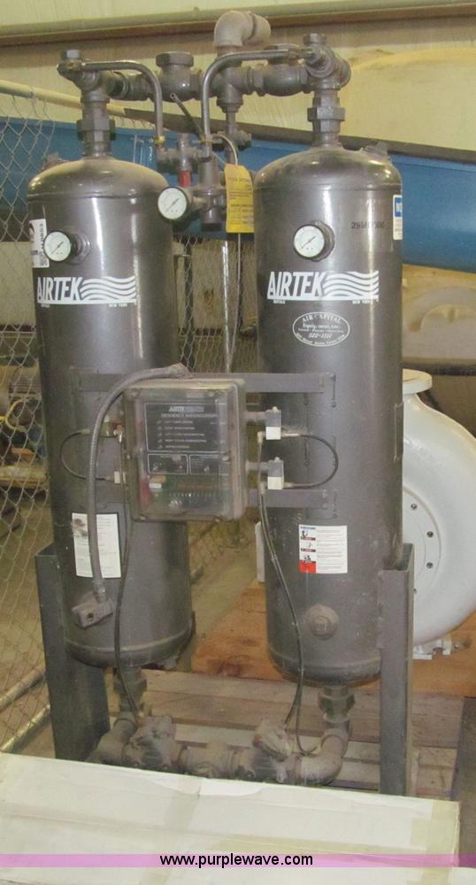 image for item H8853 Air Tek twin tower heatless desiccant dryer