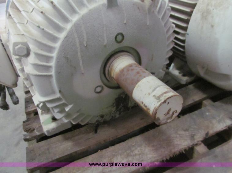 image for item H8858 (2) electric motors