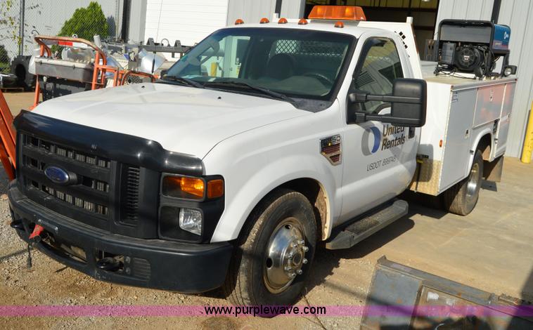 image for item I2997 2008 Ford F350 Super Duty XL service truck