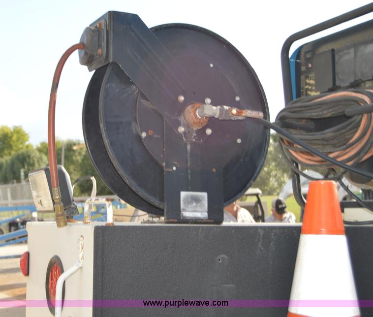 image for item I2997 2008 Ford F350 Super Duty XL service truck