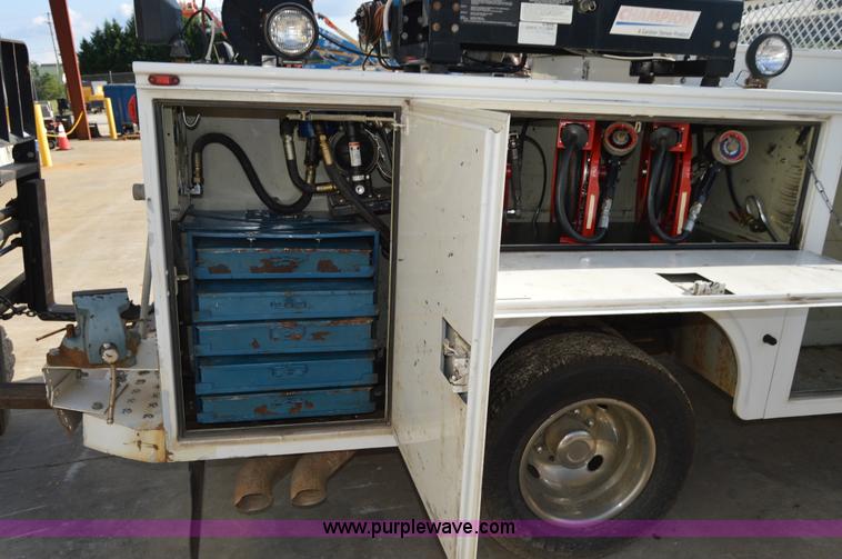 image for item I2997 2008 Ford F350 Super Duty XL service truck