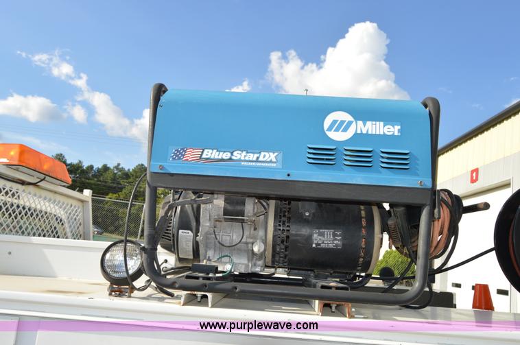 image for item I2997 2008 Ford F350 Super Duty XL service truck